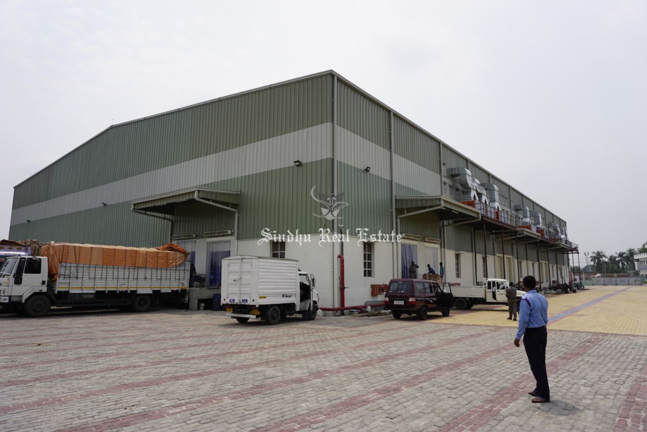 Warehouse for rent in Bombay road