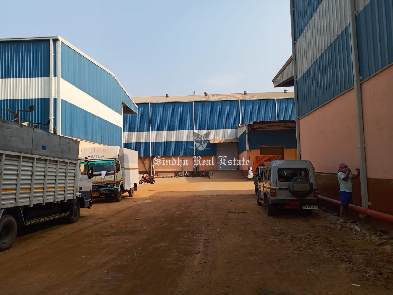 35000 sqft warehouse on NH 2